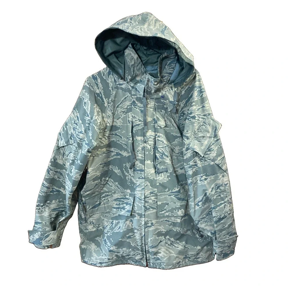 USAF All Purpose Environmental Camouflage Gore-Tex parka Sz M Short Green Nylon